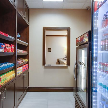 Holiday Inn Express & Suites Ottawa East-Orleans By Ihg Eksteriør billede