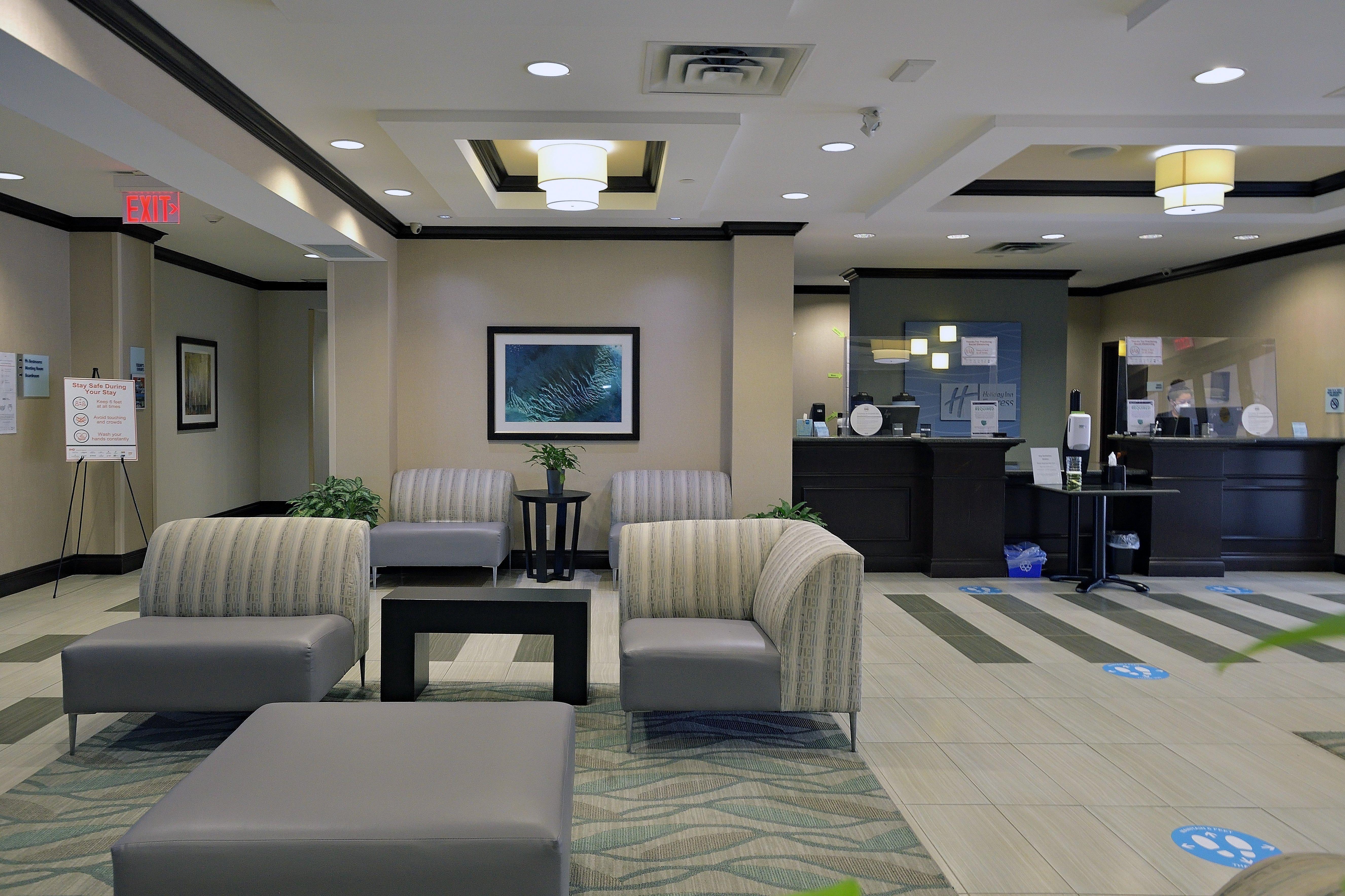 Holiday Inn Express & Suites Ottawa East-Orleans By Ihg Eksteriør billede