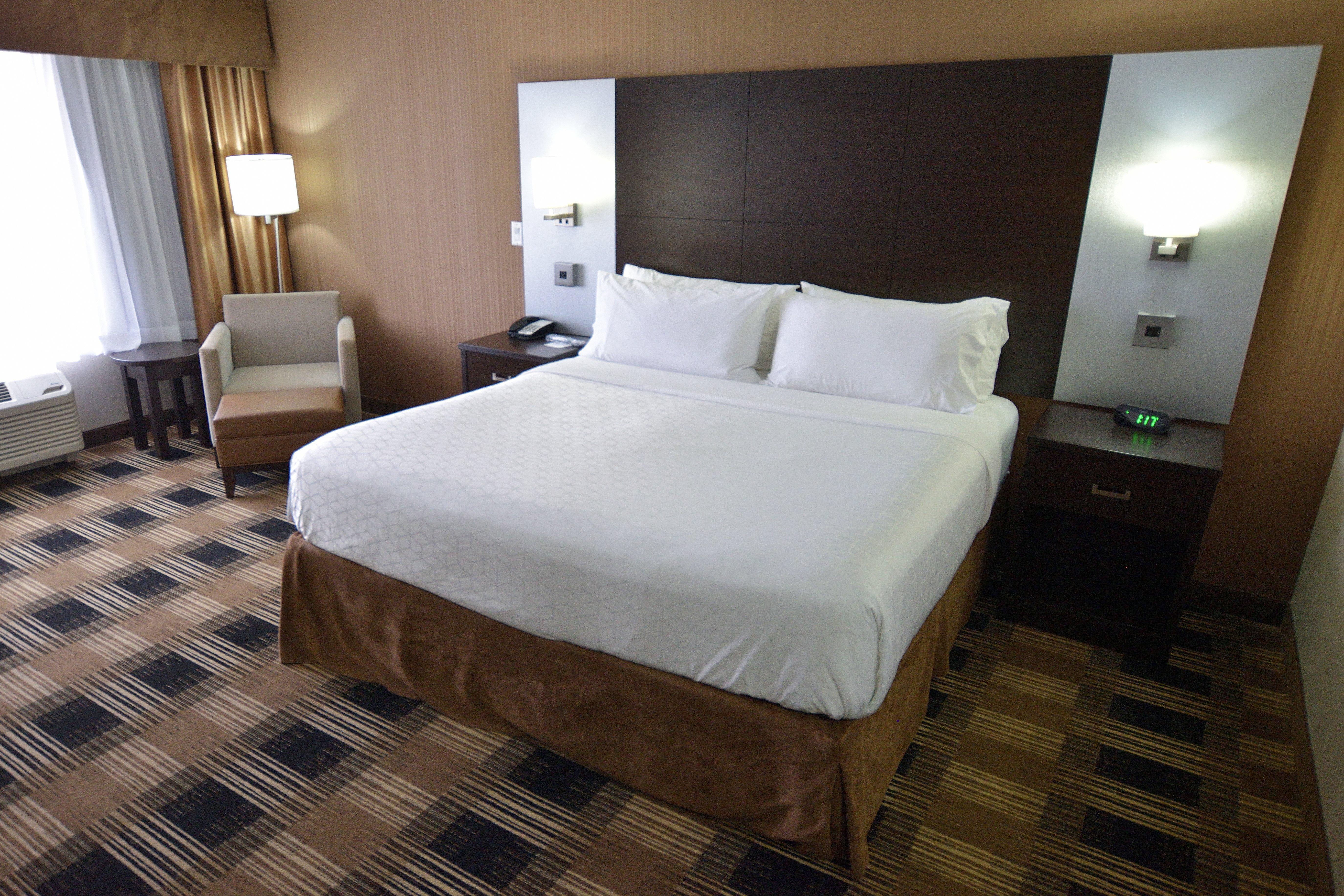 Holiday Inn Express & Suites Ottawa East-Orleans By Ihg Eksteriør billede