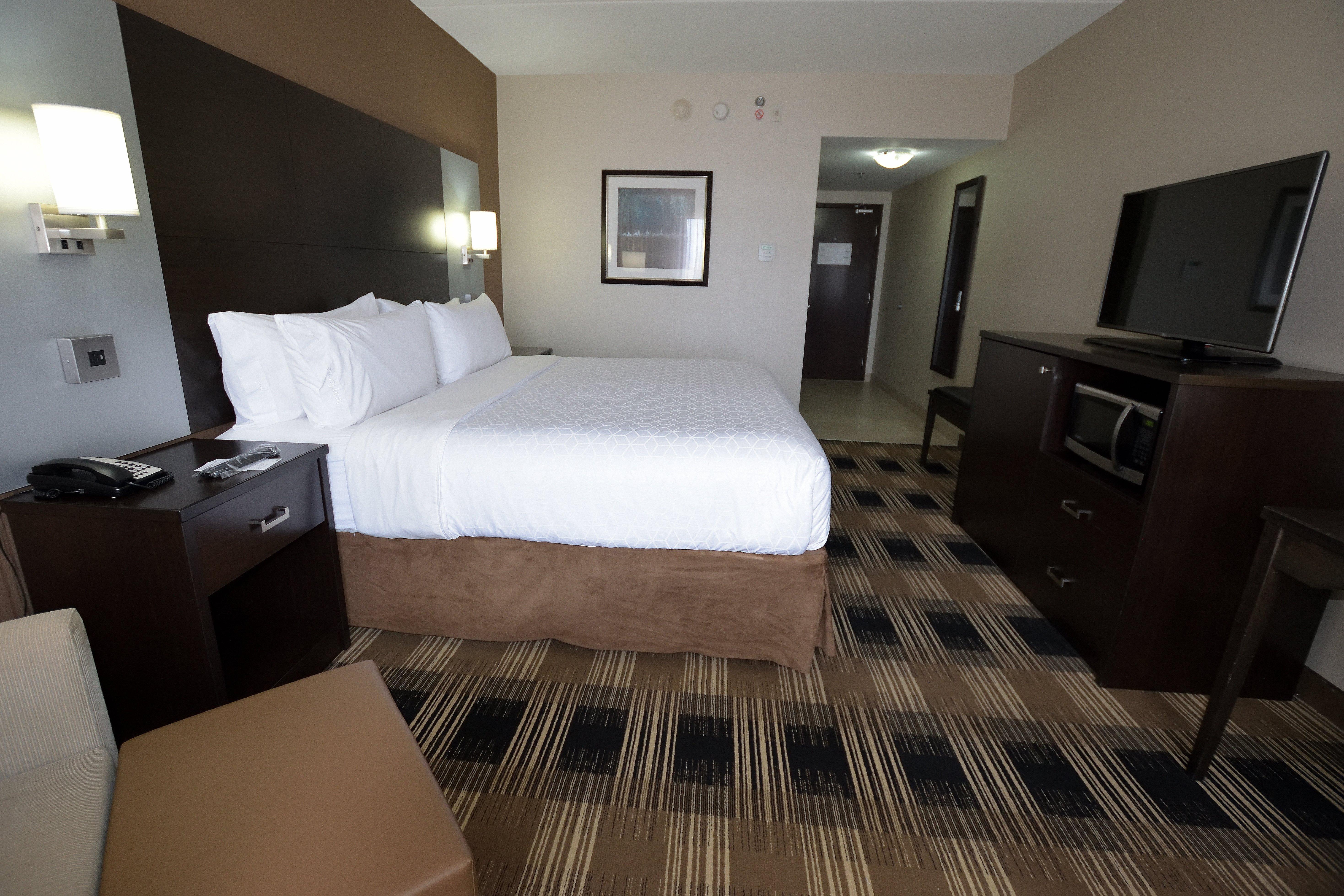 Holiday Inn Express & Suites Ottawa East-Orleans By Ihg Eksteriør billede