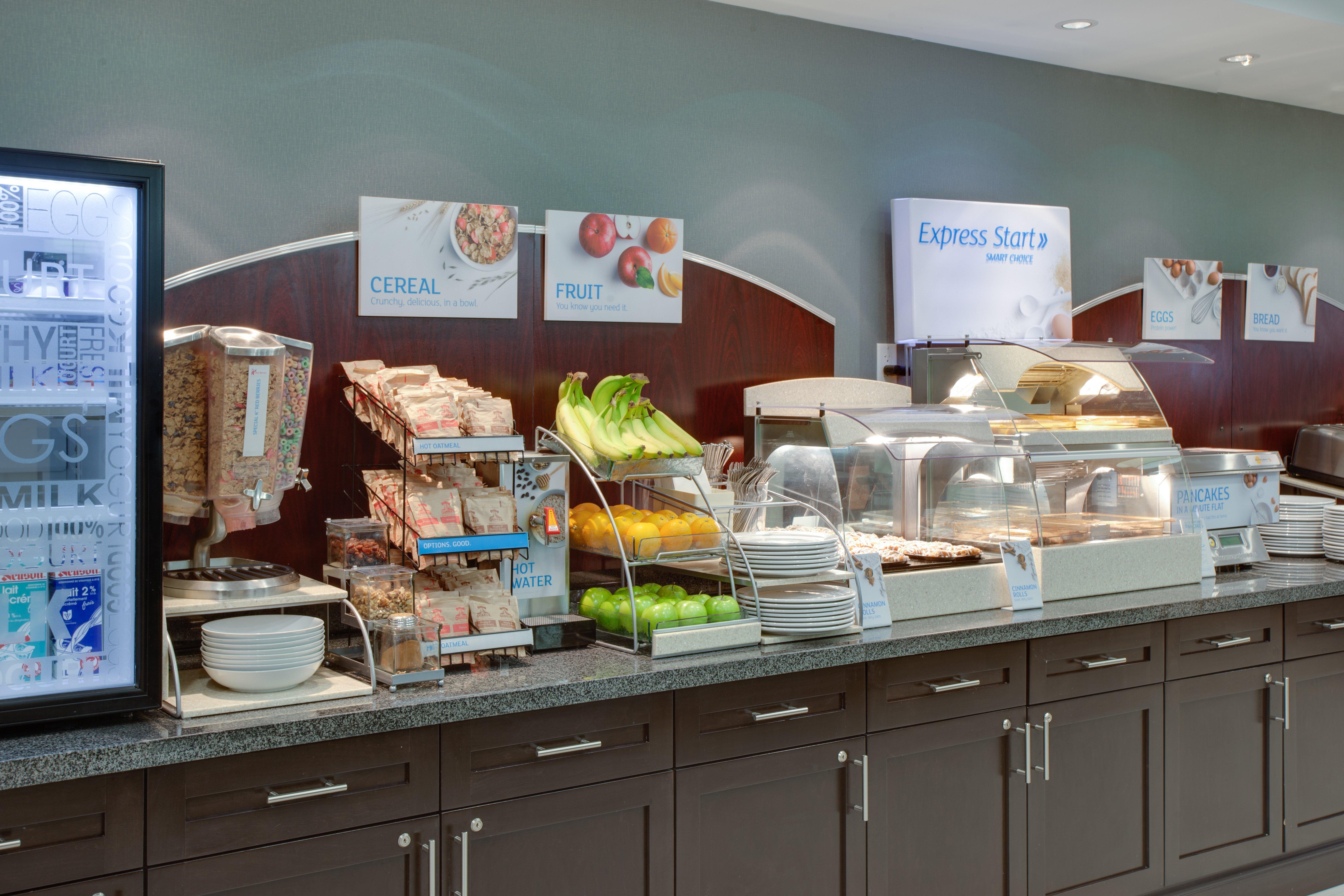 Holiday Inn Express & Suites Ottawa East-Orleans By Ihg Eksteriør billede