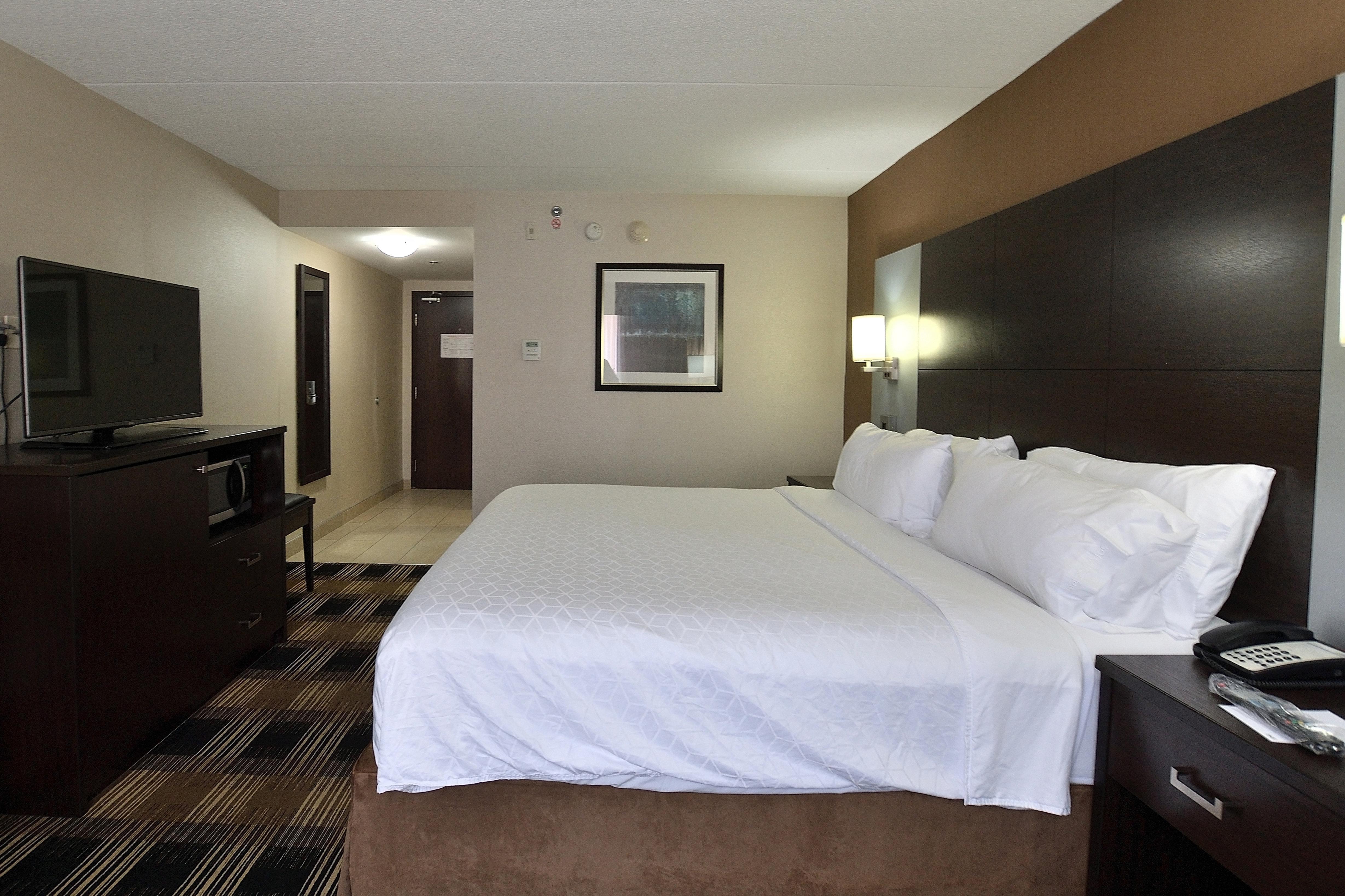 Holiday Inn Express & Suites Ottawa East-Orleans By Ihg Eksteriør billede
