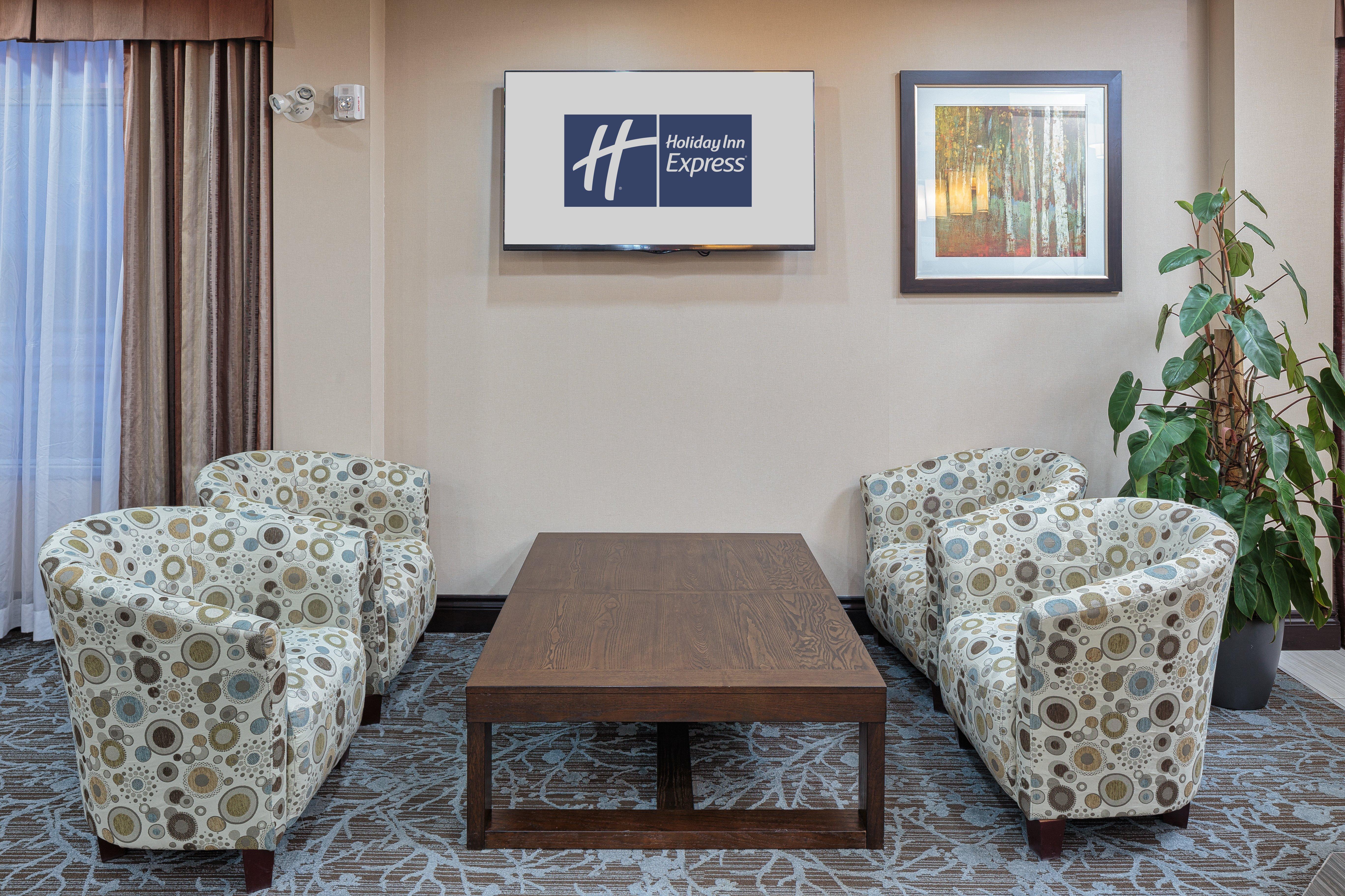 Holiday Inn Express & Suites Ottawa East-Orleans By Ihg Eksteriør billede