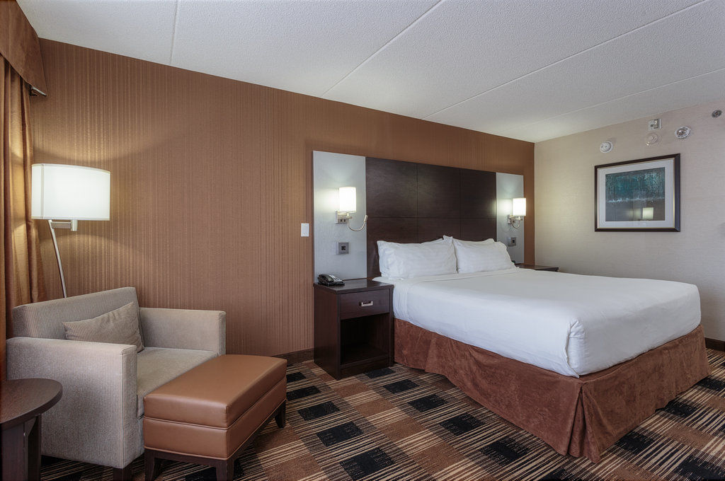 Holiday Inn Express & Suites Ottawa East-Orleans By Ihg Eksteriør billede